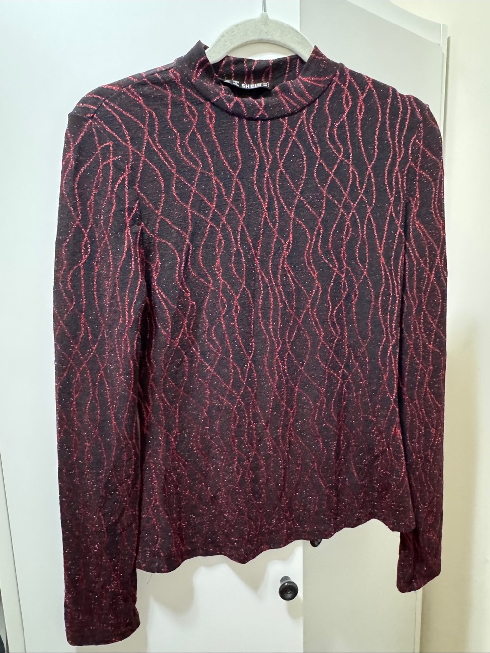 Black & Red Sparkle Wave Knit Sweater